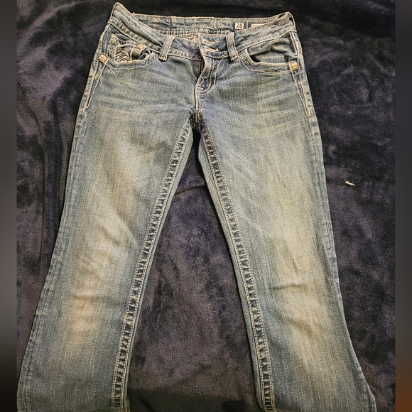 Miss Me  Jeans - Picture 2 of 7